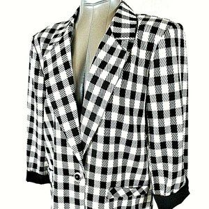 Axiom womens Medium 3/4 sleeve black white Jacket